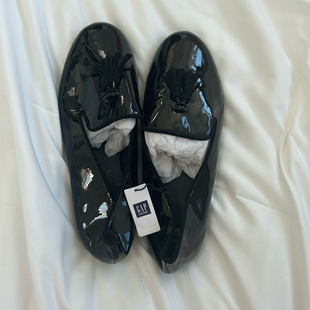 Gap loafers